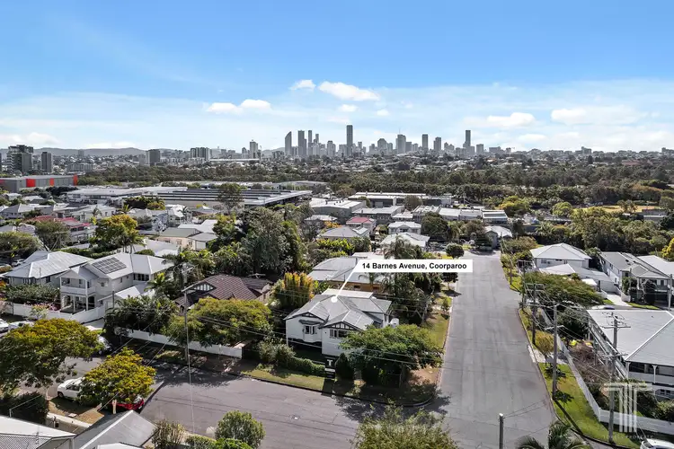 14 Barnes Avenue, Coorparoo QLD 4151