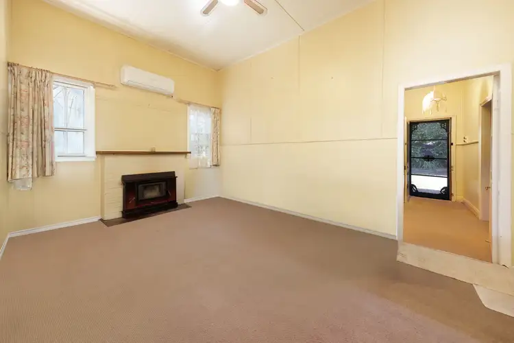 Third view of Homely house listing, 11 Barree Street, Tallangatta VIC 3700