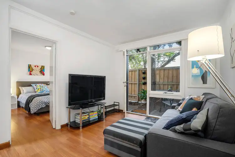 7/12-26 Marine Parade, Abbotsford VIC 3067