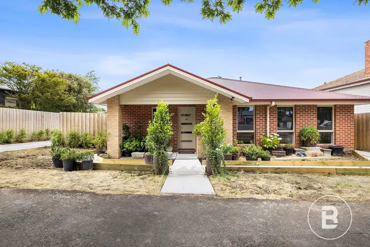 1/705 Skipton Street, Redan VIC 3350