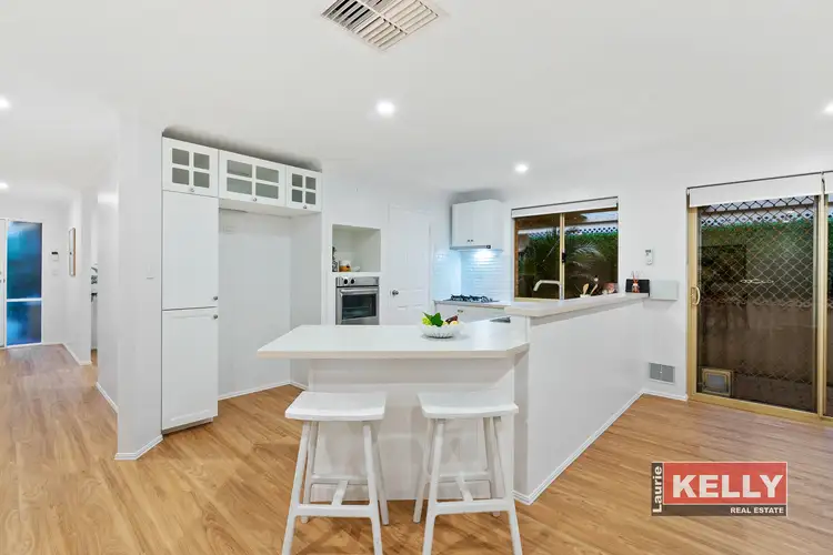 Sixth view of Homely house listing, 4 Flintlock Court, Cloverdale WA 6105