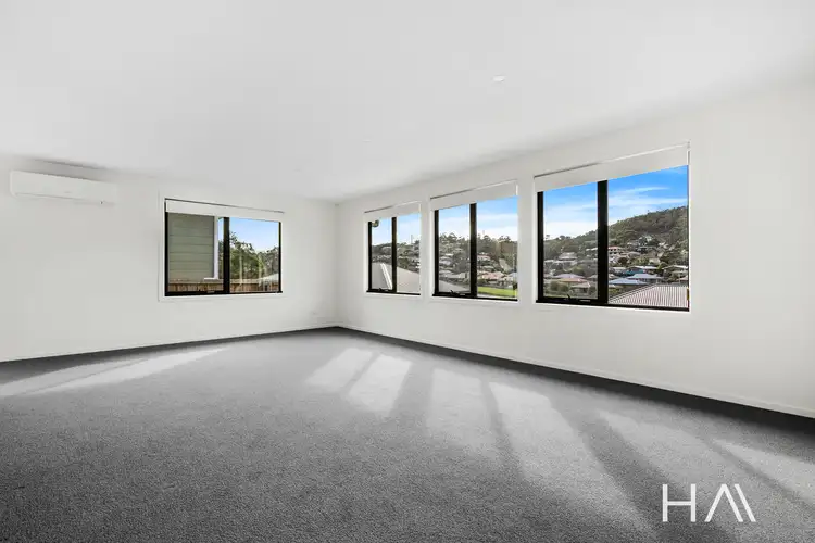 Fifth view of Homely unit listing, 4/24 Dumbarton Drive, Geilston Bay TAS 7015