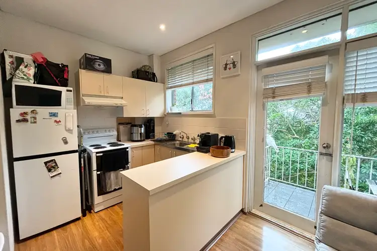 23/104 Crown Road