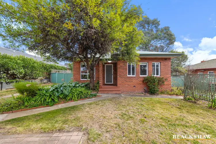 30 McKinlay Street, Narrabundah ACT 2604