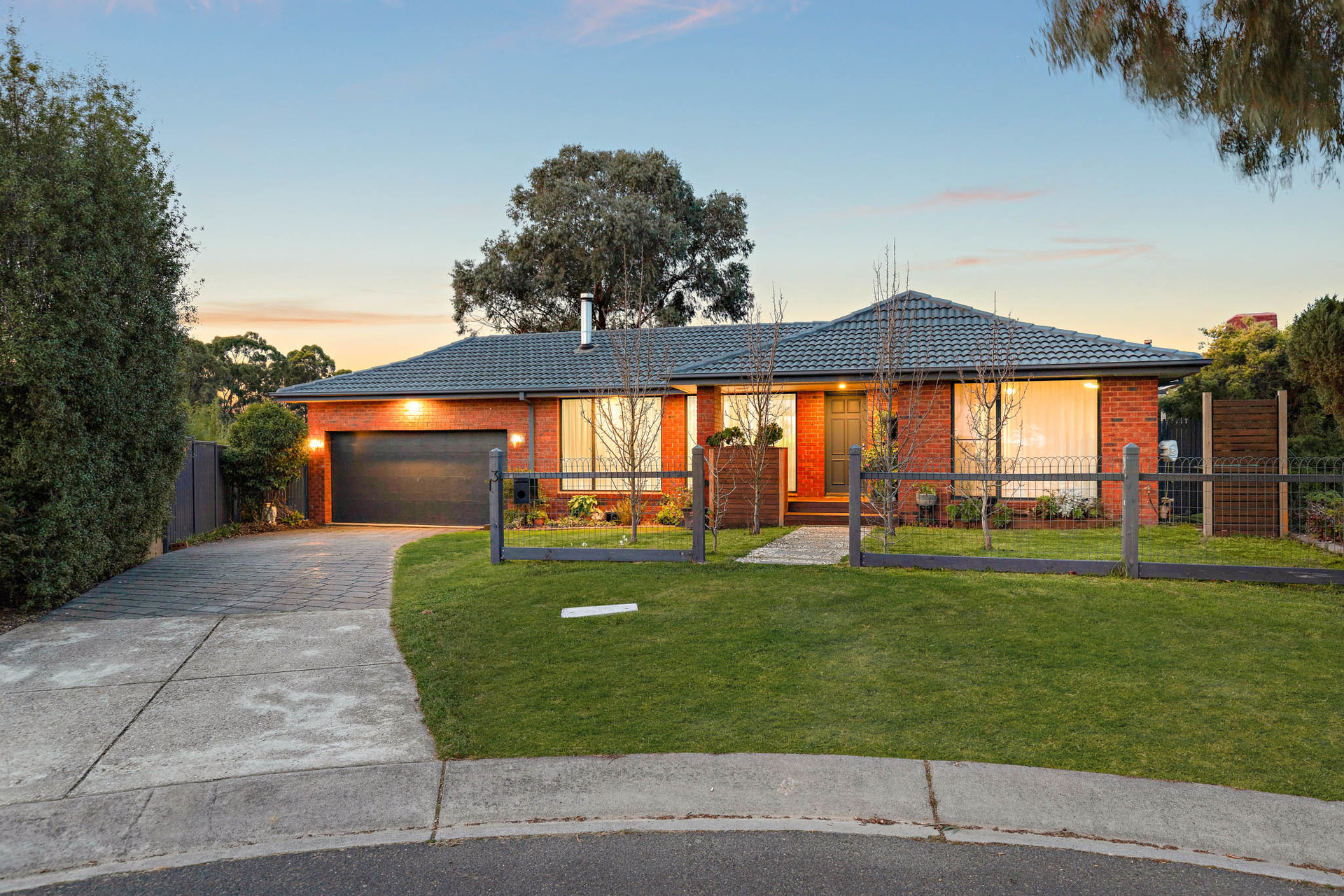 13 Bruce Court, Sunbury VIC 3429