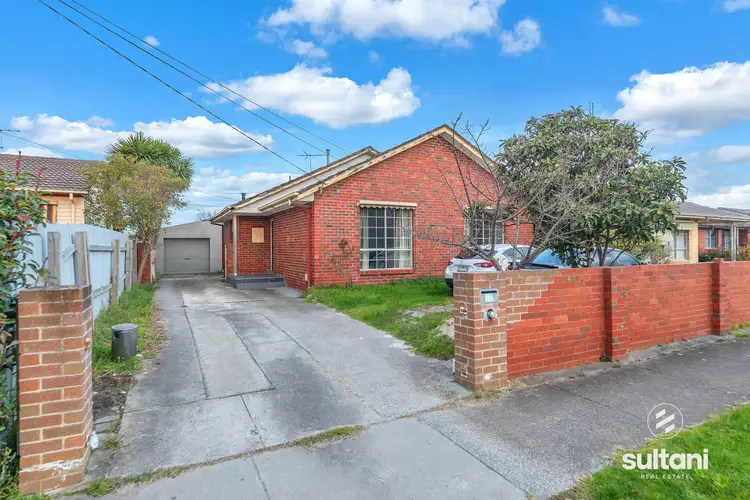 Second view of Homely house listing, 27 Scarlet Drive, Doveton VIC 3177