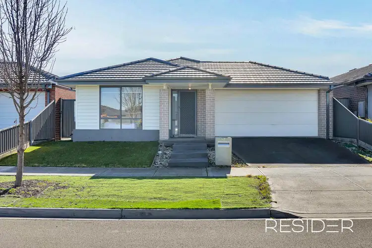 52 Freehold Street, Doreen VIC 3754