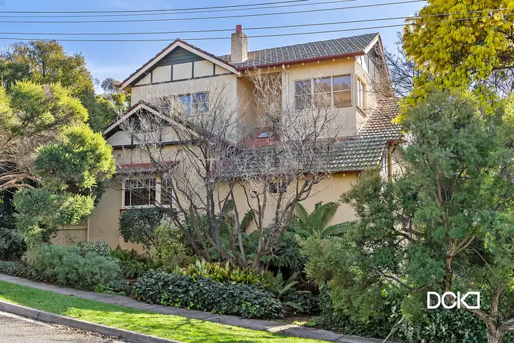 9 Carpenter Street, Quarry Hill VIC 3550
