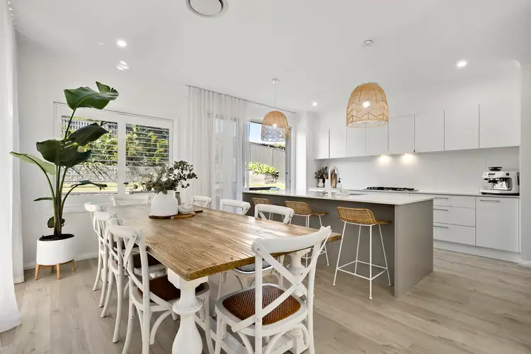 8 Guest Street, Boolaroo NSW 2284