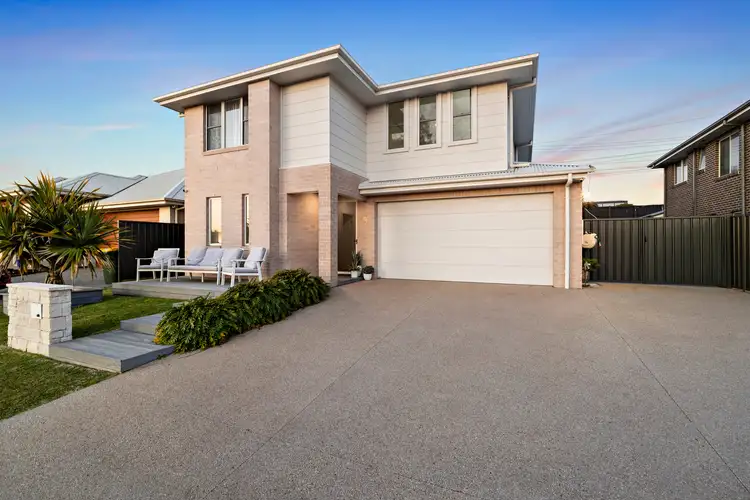 Second view of Homely house listing, 8 Guest Street, Boolaroo NSW 2284