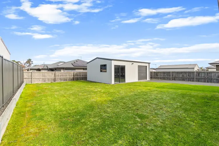 Fifth view of Homely house listing, 7 Brampton Avenue, Morwell VIC 3840