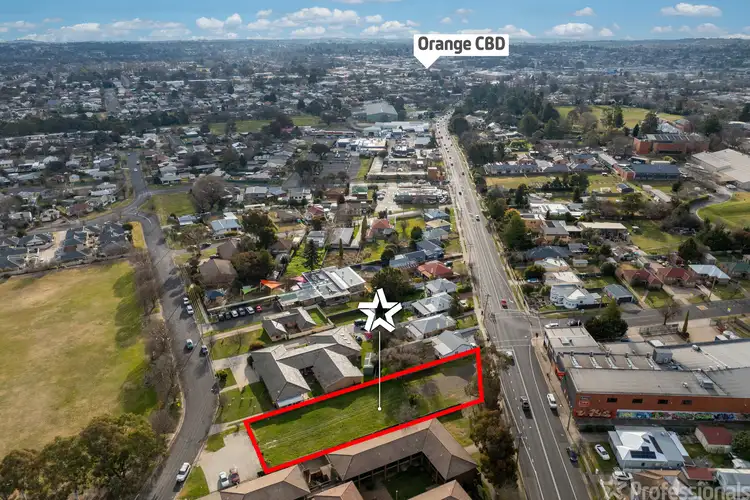 136 Bathurst Road, Orange NSW 2800