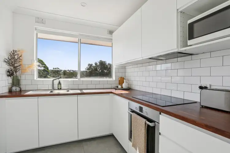 Third view of Homely unit listing, 15/3-5 Holborn Avenue, Dee Why NSW 2099