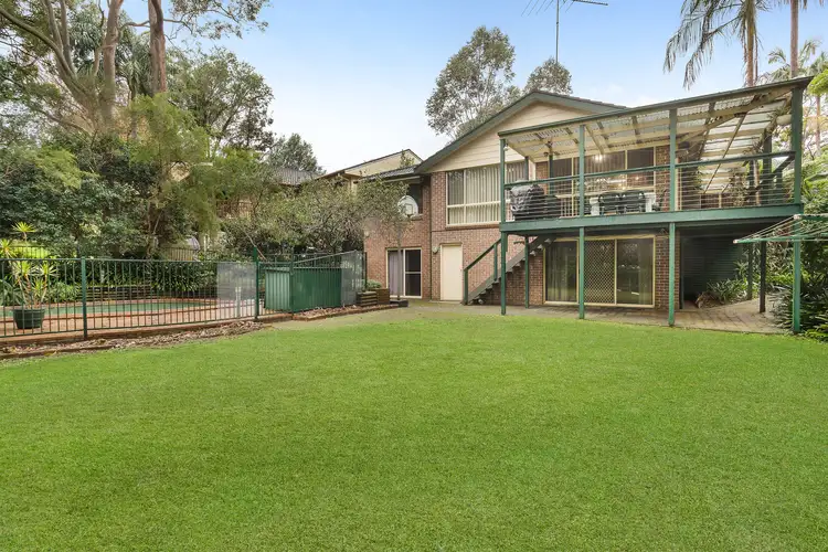 8 Cypress Street, Normanhurst NSW 2076