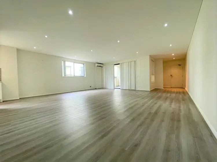 Main view of Homely unit listing, 3/18 Murray Street, Northmead NSW 2152