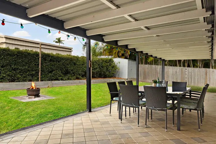 18 Barbaralla Drive, Springwood QLD 4127