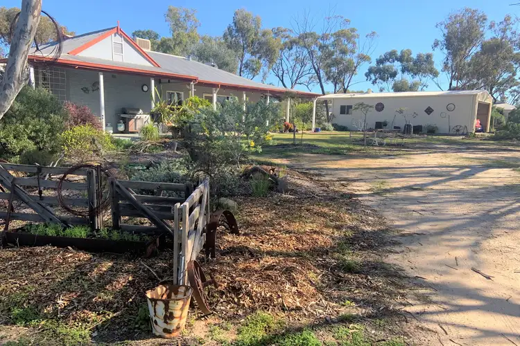 11 Scaddan Street
