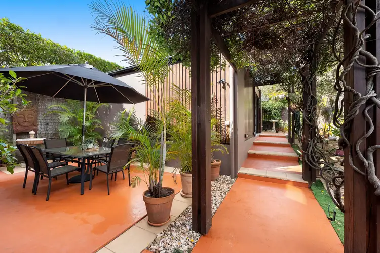 75 Lilly Street, Sherwood QLD 4075
