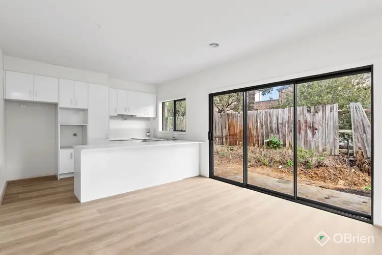 Main view of Homely unit listing, 2/36 Eramosa Road East, Somerville VIC 3912
