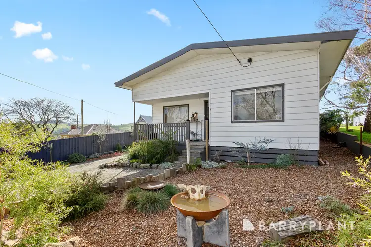 14 Gordon Street, Korumburra VIC 3950