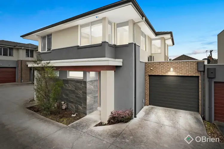 Main view of Homely unit listing, 2 Isla Close, Lilydale VIC 3140