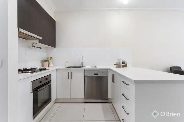 Fifth view of Homely unit listing, 2 Isla Close, Lilydale VIC 3140