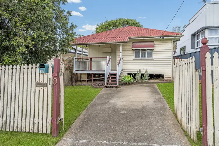 10 White Street, Everton Park QLD 4053