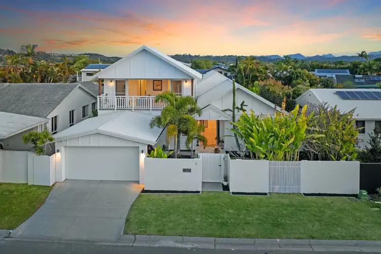 7 Bluejay Street, Burleigh Waters QLD 4220