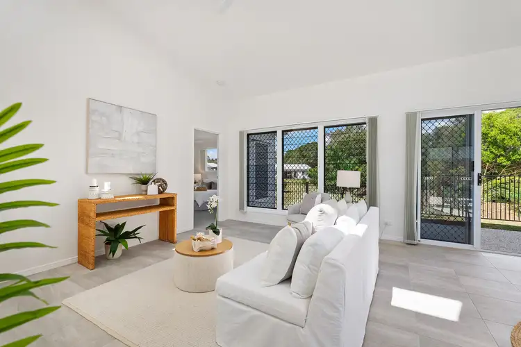 Sixth view of Homely house listing, 4 Bimbadean Circuit, Southside QLD 4570