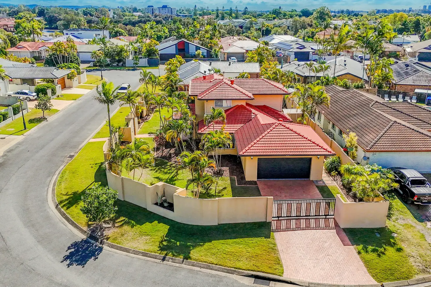 Main view of Homely house listing, 4 Curacao Place, Clear Island Waters QLD 4226