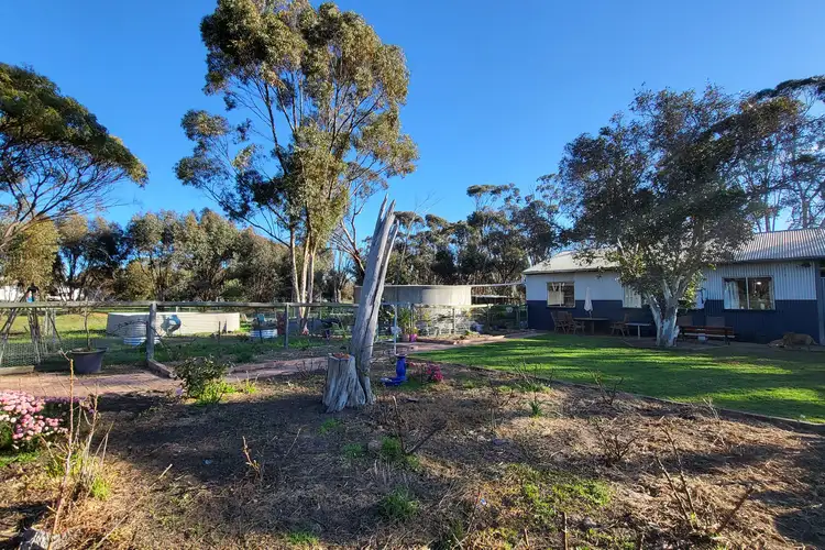 108 McLeod Street, Katanning WA 6317