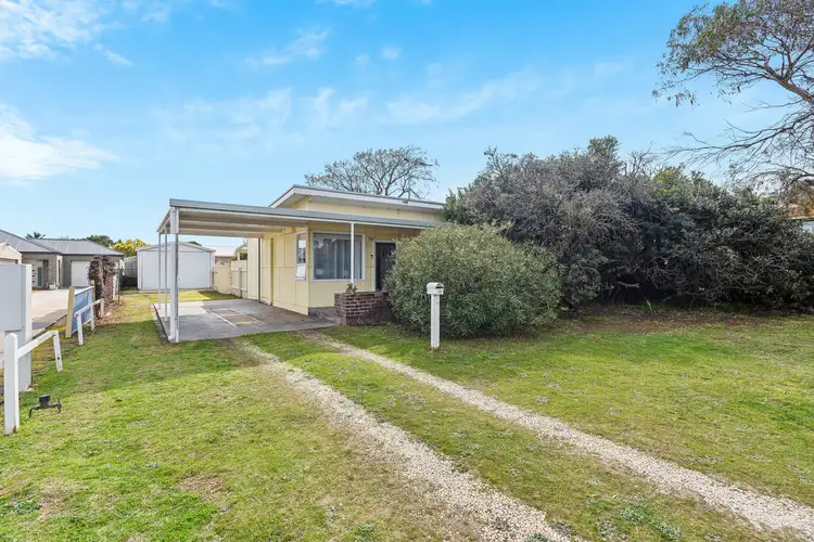 13 Griffiths Drive, Moana SA 5169