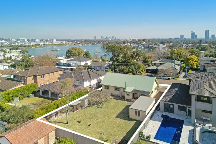 126 Tennyson Road, Tennyson Point NSW 2111