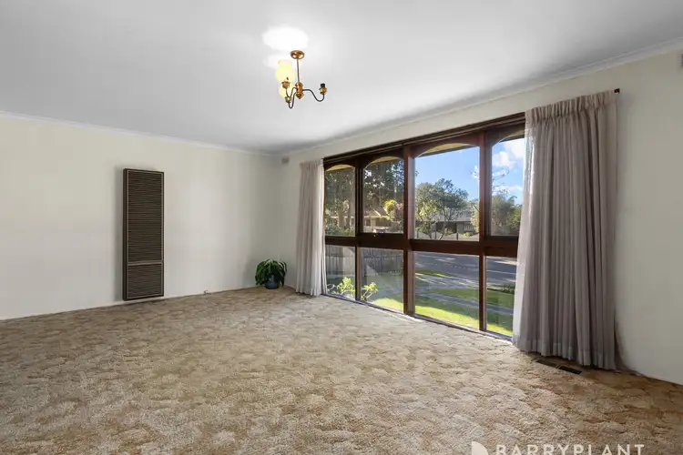 Second view of Homely house listing, 8 Amesbury Avenue, Wantirna VIC 3152