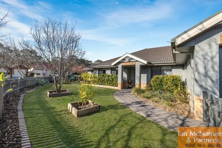 55 Rosewood Glen, Jerrabomberra NSW 2619