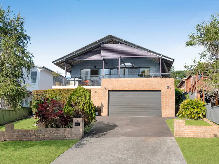 6 May Street, Crescent Head NSW 2440