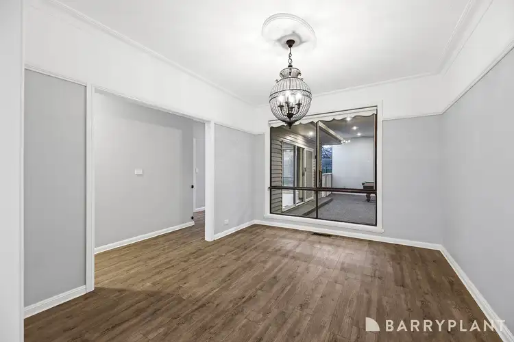 Sixth view of Homely house listing, 5 Ronalds Court, Drouin VIC 3818