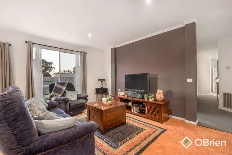 Third view of Homely house listing, 8 Whiting Court, Skye VIC 3977