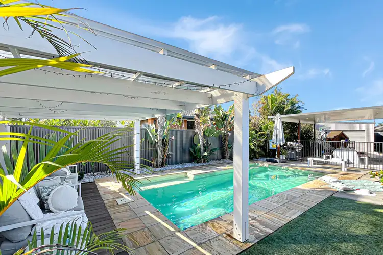 21 Moorshead Avenue, Golden Beach QLD 4551
