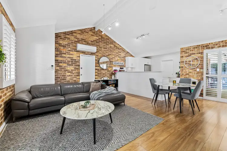 2/9 College Avenue, Southport QLD 4215
