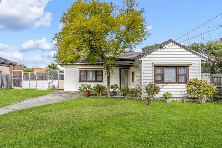 11 Broadhurst Avenue, Reservoir VIC 3073