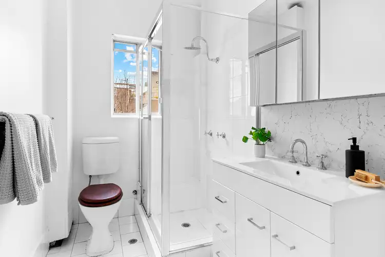 Sixth view of Homely unit listing, 11/1 Hughes Street, Potts Point NSW 2011