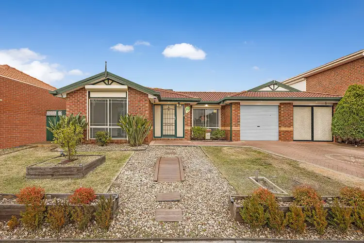 19 Kennedy Parade, Roxburgh Park VIC 3064