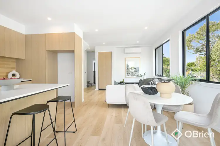 Main view of Homely townhouse listing, 2/19 O'Grady Avenue, Frankston VIC 3199
