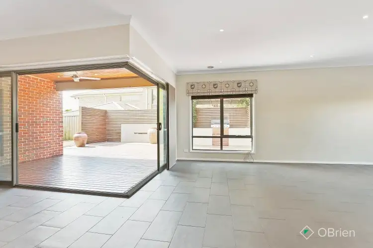 Fourth view of Homely house listing, 14 Skyline Way, Berwick VIC 3806