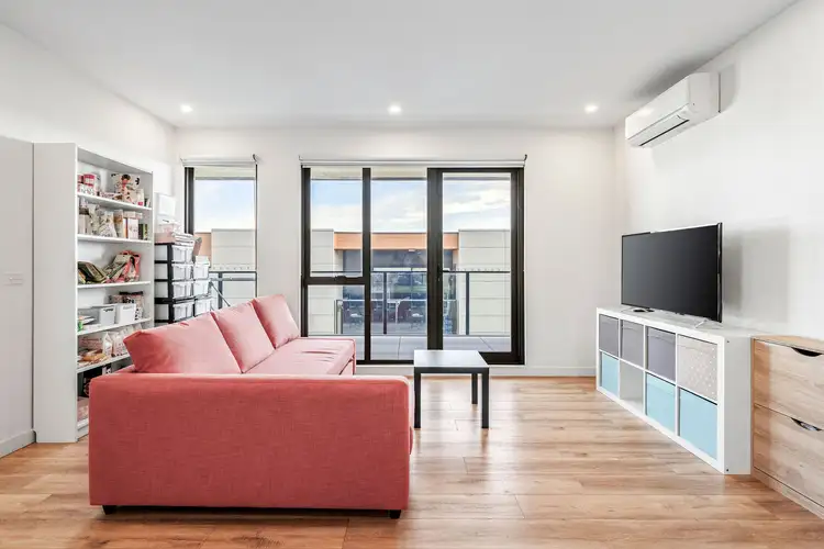 Fifth view of Homely apartment listing, 201/5 Zenith Rise, Bundoora VIC 3083