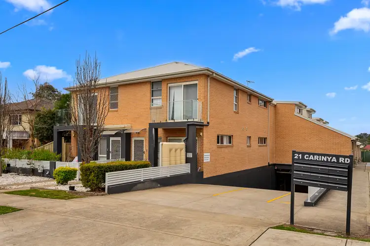 8/21 Carinya Road, Girraween NSW 2145