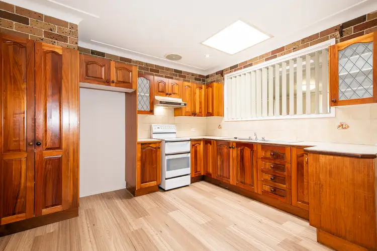 Fourth view of Homely house listing, 10 Besley Street, Cambridge Park NSW 2747