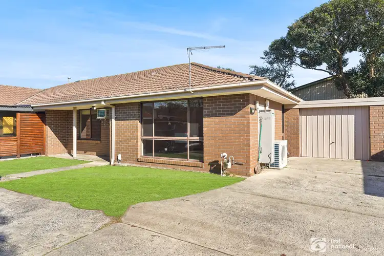 2/22 Walter Street, Cranbourne VIC 3977