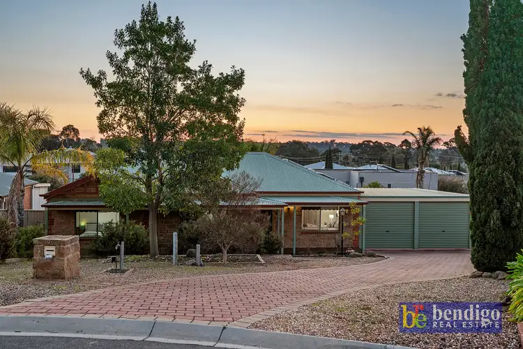 9 Davey Close, Flora Hill VIC 3550
